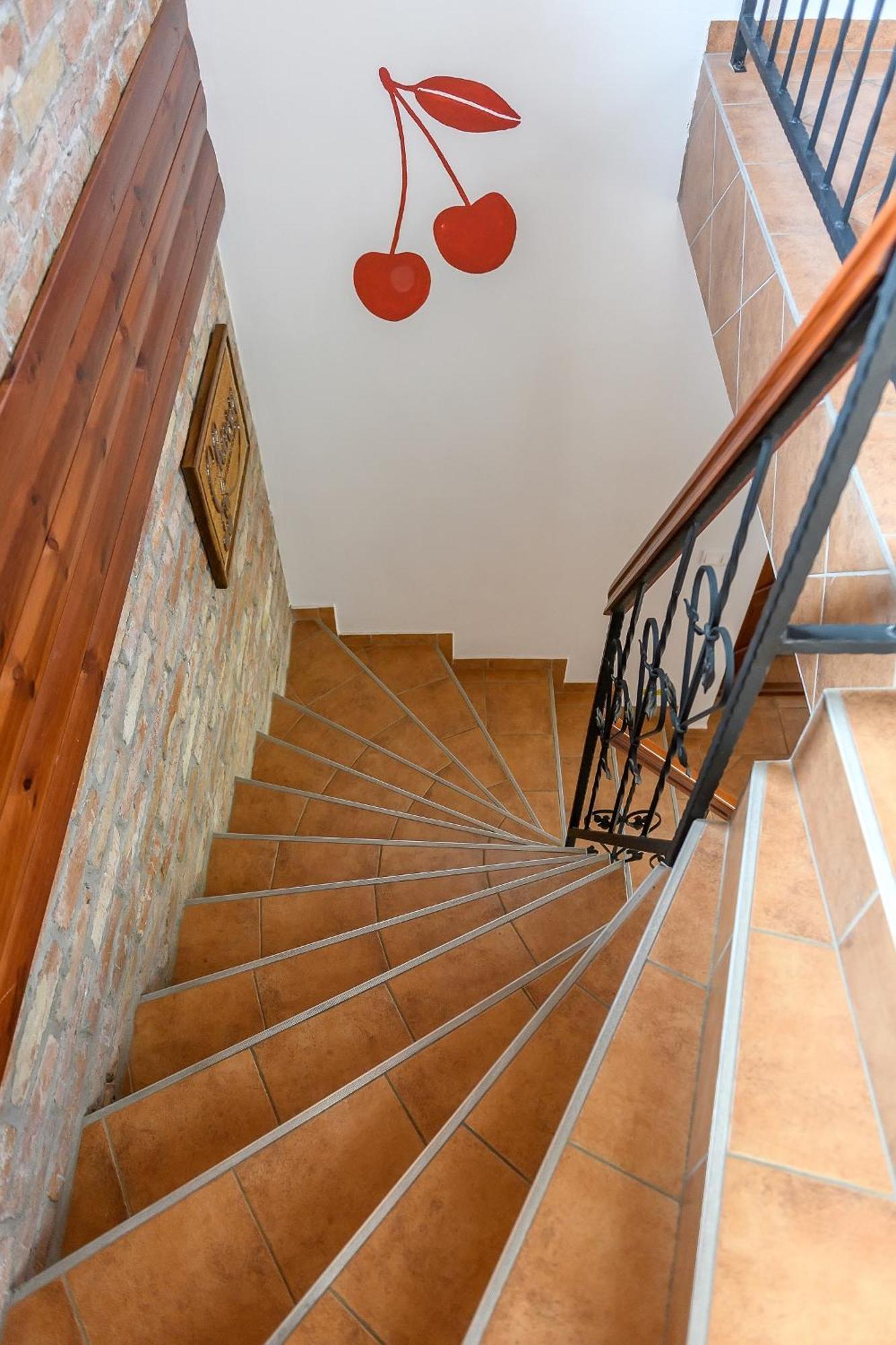 Cherry Apartmanhaz Sárvár المظهر الخارجي الصورة