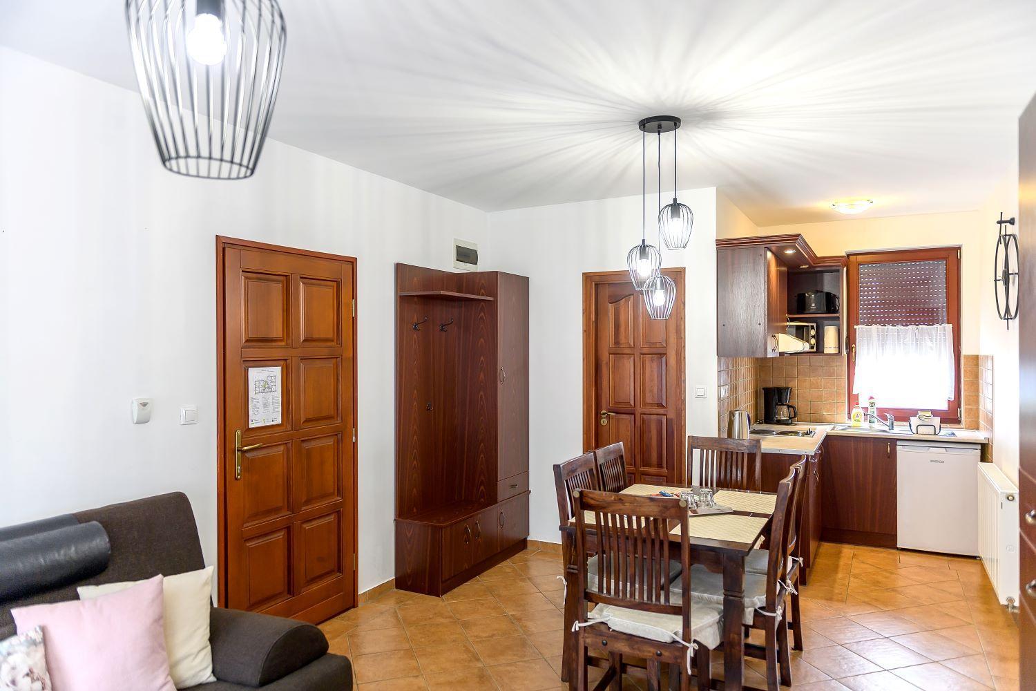 Cherry Apartmanhaz Sárvár المظهر الخارجي الصورة