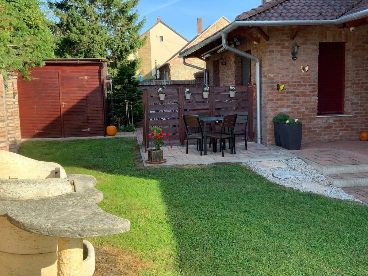 Cherry Apartmanhaz Sárvár المظهر الخارجي الصورة